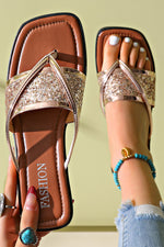 Load image into Gallery viewer, Gold Glitter Clip Toe Slippers
