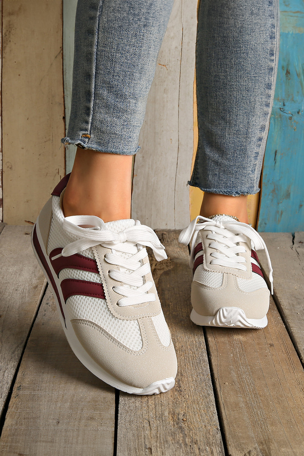Vintage Double Stripe Retro Jogger Sneaker