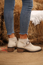 Load image into Gallery viewer, White Faux Leather Studded Pointed Toe Block Heel Ankle Boots
