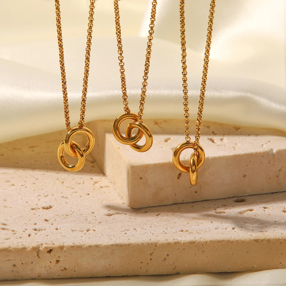 Interlocked Double Ring Pendant Necklace | 18K Gold Plated Stainless Steel Choker