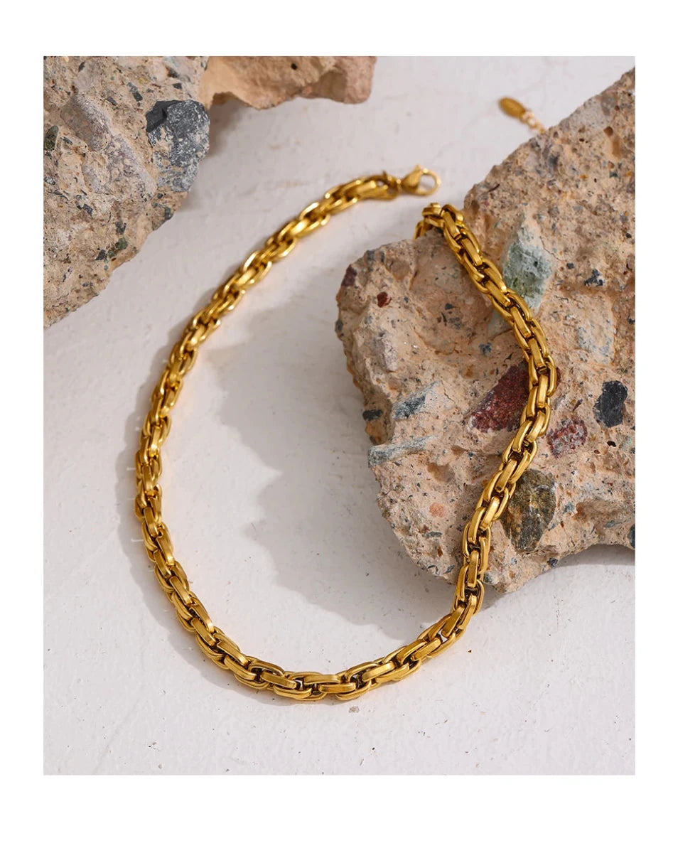 Double Link Chain Necklace & Bracelet | 18K Gold Plated Stainless Steel | The PM Edit