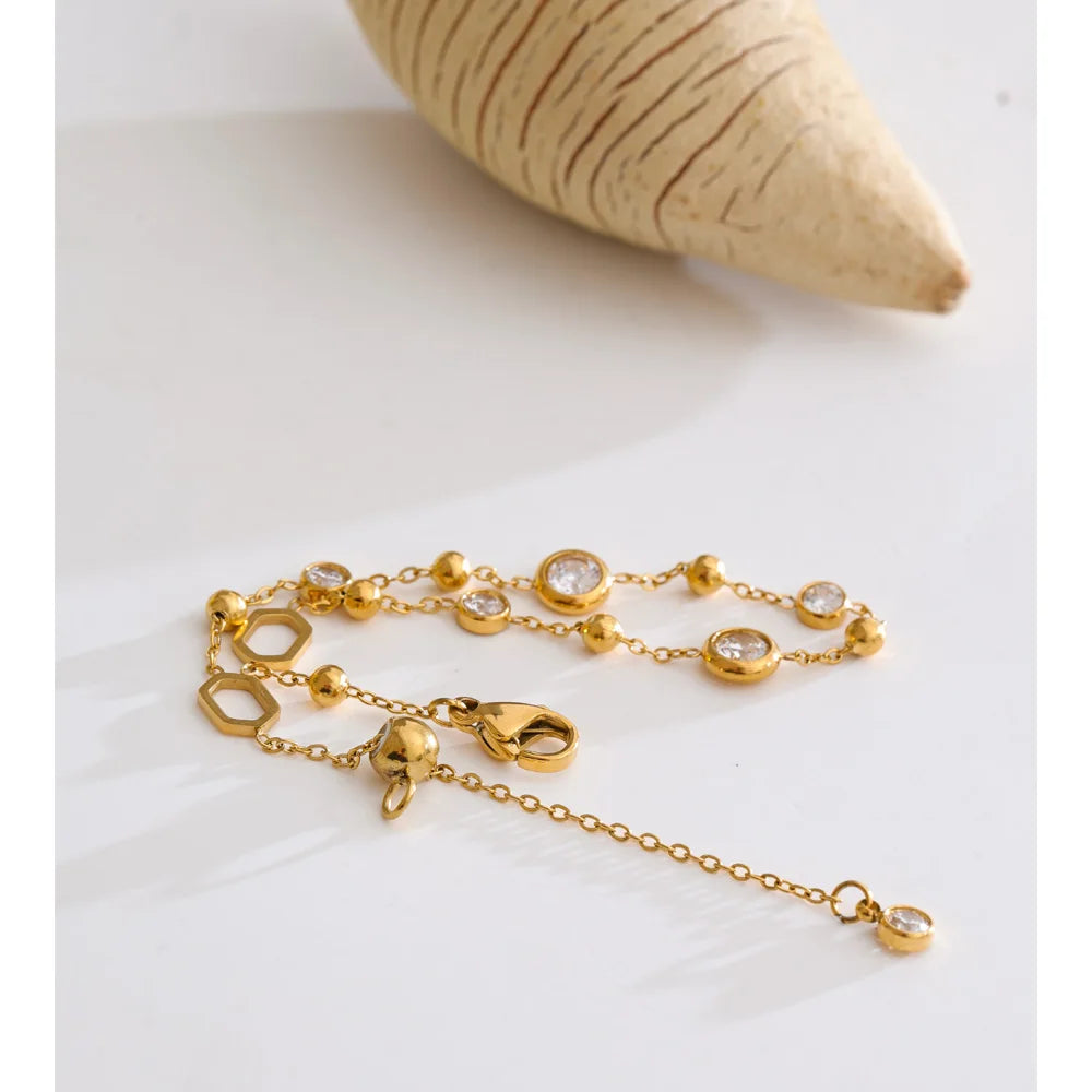 Delicate Gold Chain Geometric PVD Bracelet for Women