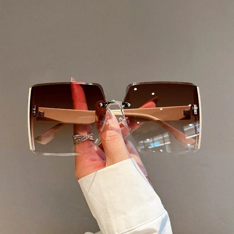 Square Frameless Retro Sunglasses – Bold, Lightweight Statement Shades