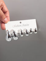 Load image into Gallery viewer, Bold Glow Chunky Hoop Earrings – Luxe Shine, Everyday Vibe
