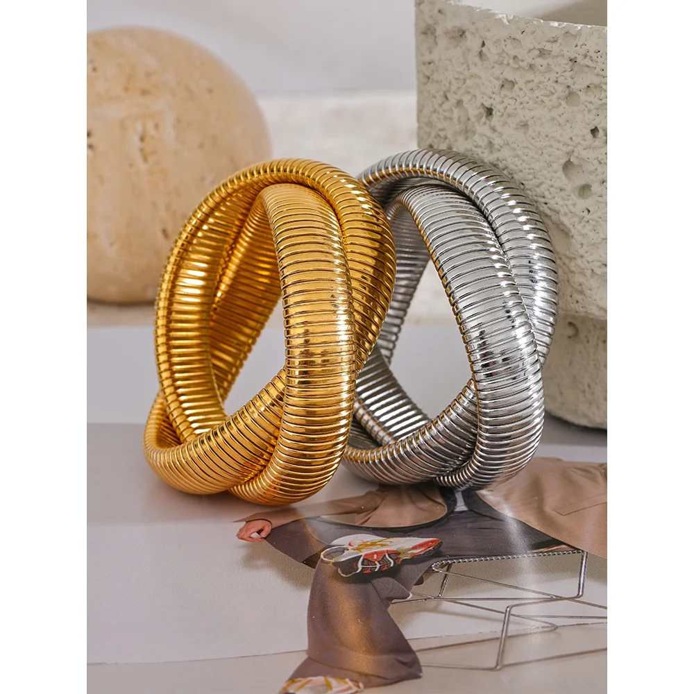 Chunky Ribbed Omega Tube Bangle Bracelet | 18K PVD Gold & Silver Stainless Steel Jewelry