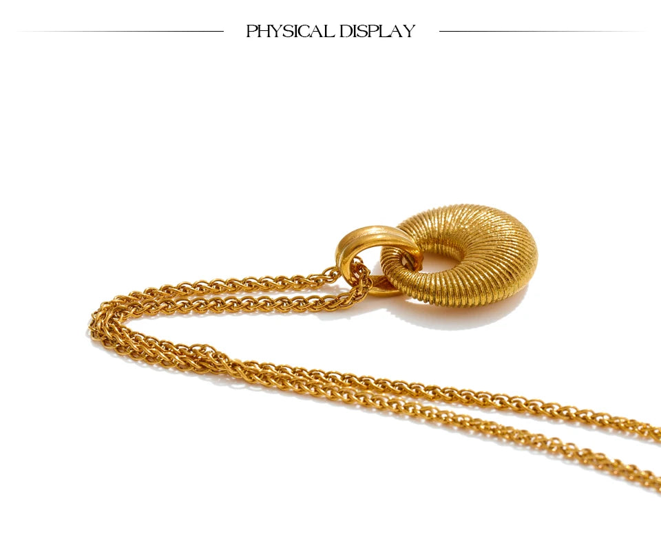 Textured Donut Pendant Necklace | 18K PVD Gold Plated Stainless Steel Jewelry