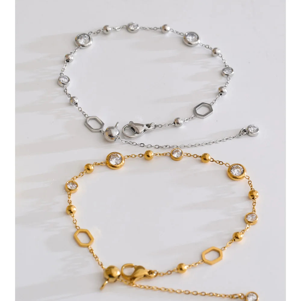 Delicate Gold Chain Geometric PVD Bracelet for Women