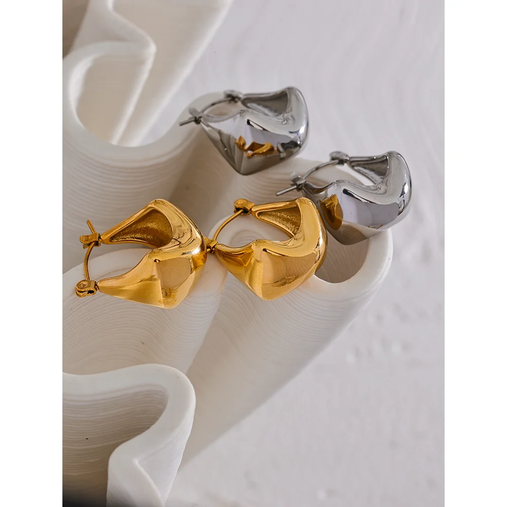 Half-Open Geometric Hoop Earrings