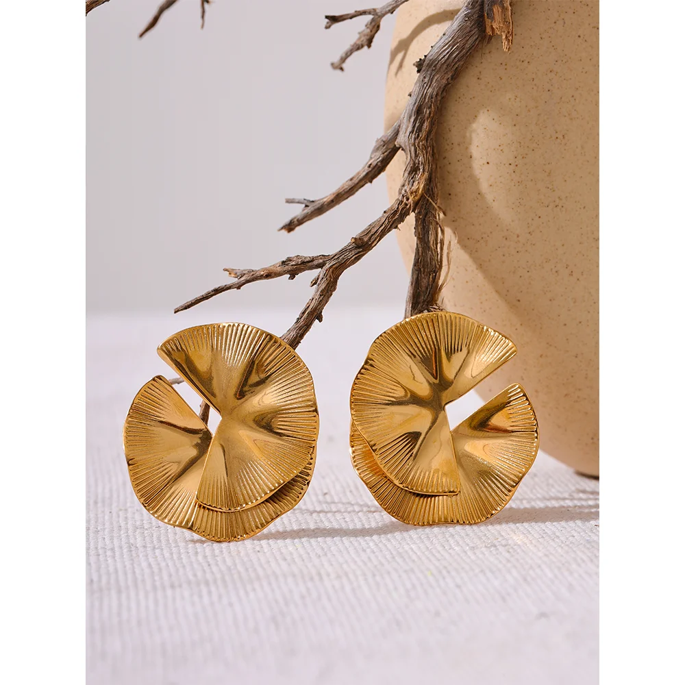 PVD Gold-Plated Stainless Steel Flower Stud Earrings