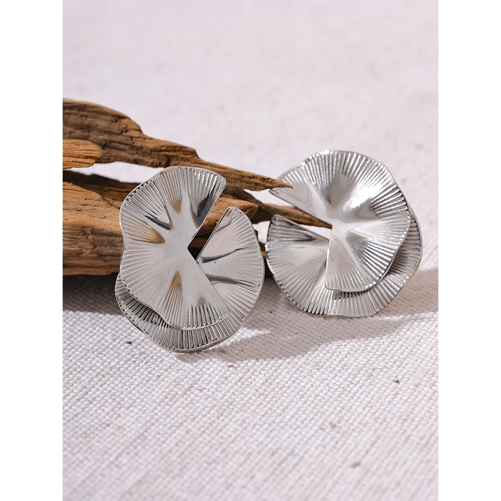 PVD Gold-Plated Stainless Steel Flower Stud Earrings