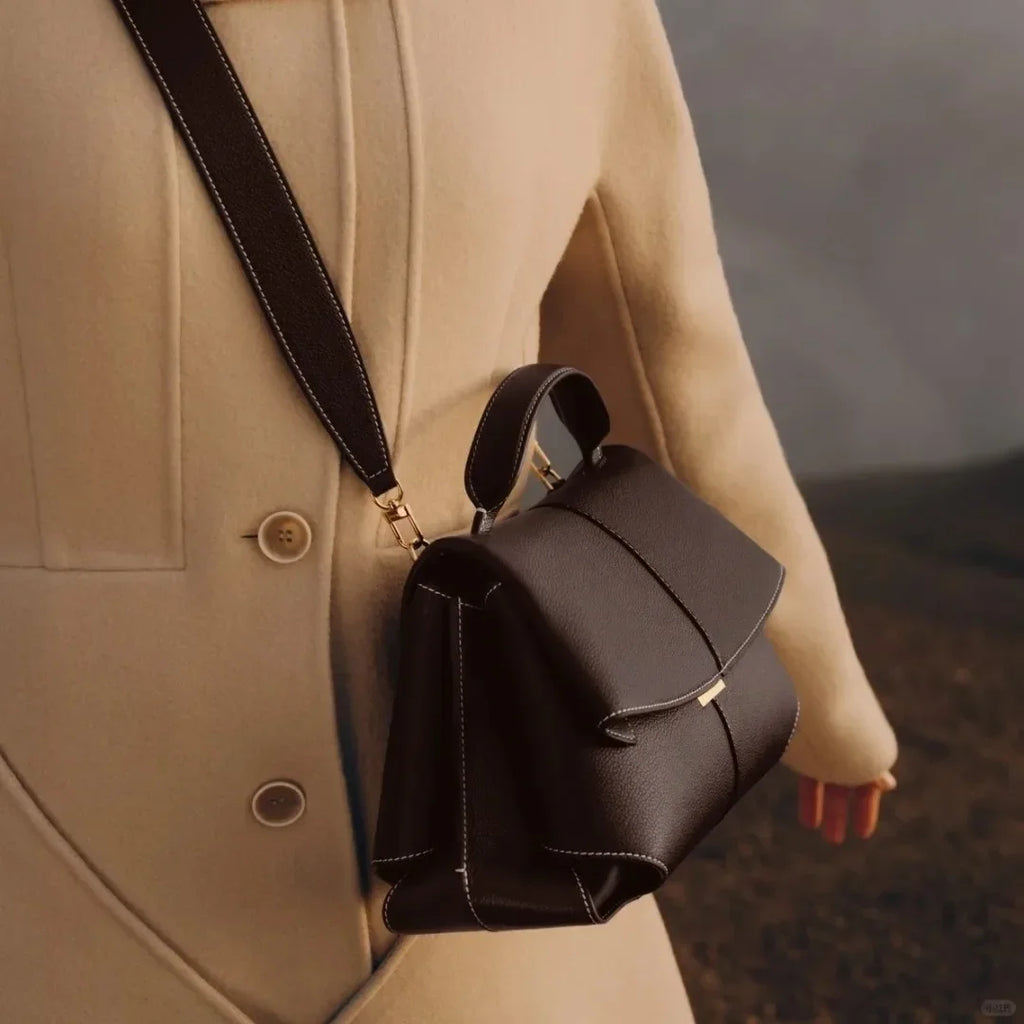 Structured Leather Handbag – Sleek. Chic. Made to Move.