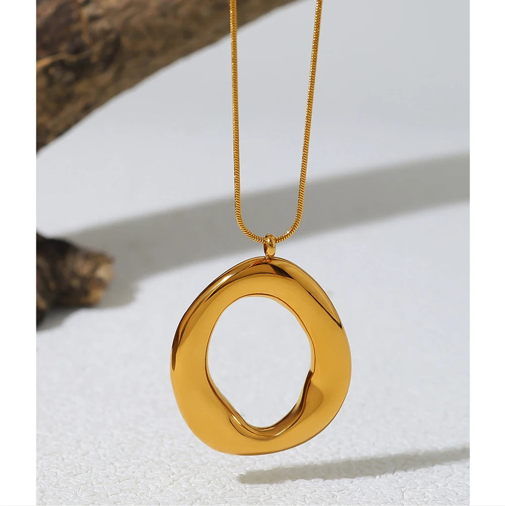 Chunky Irregular Open Oval Pendant Necklace | 18K Gold Plated Snake Chain Statement Jewelry