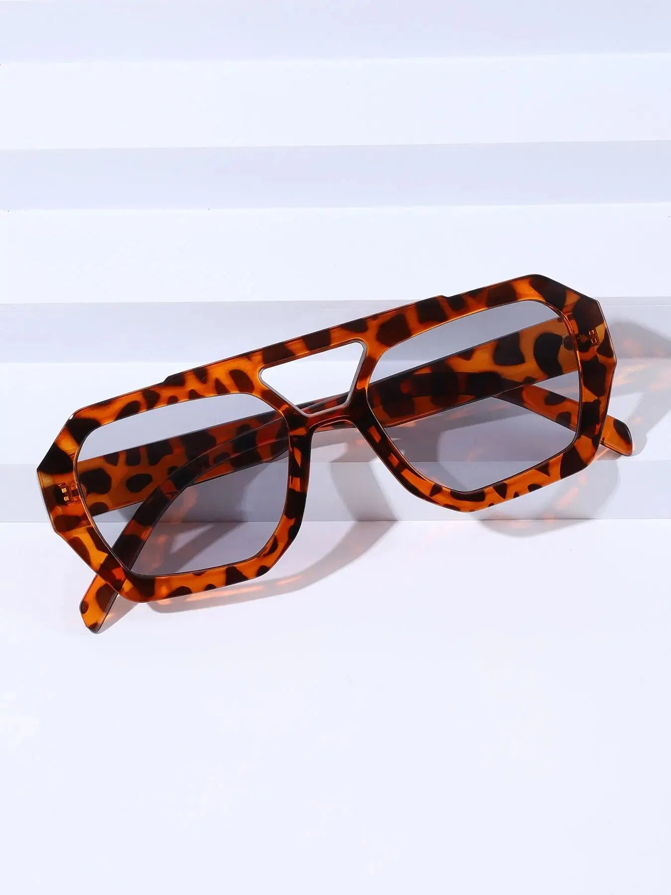 Tortoise Shell Double Beam Geometric Sunglasses | Retro Oversized Eyewear