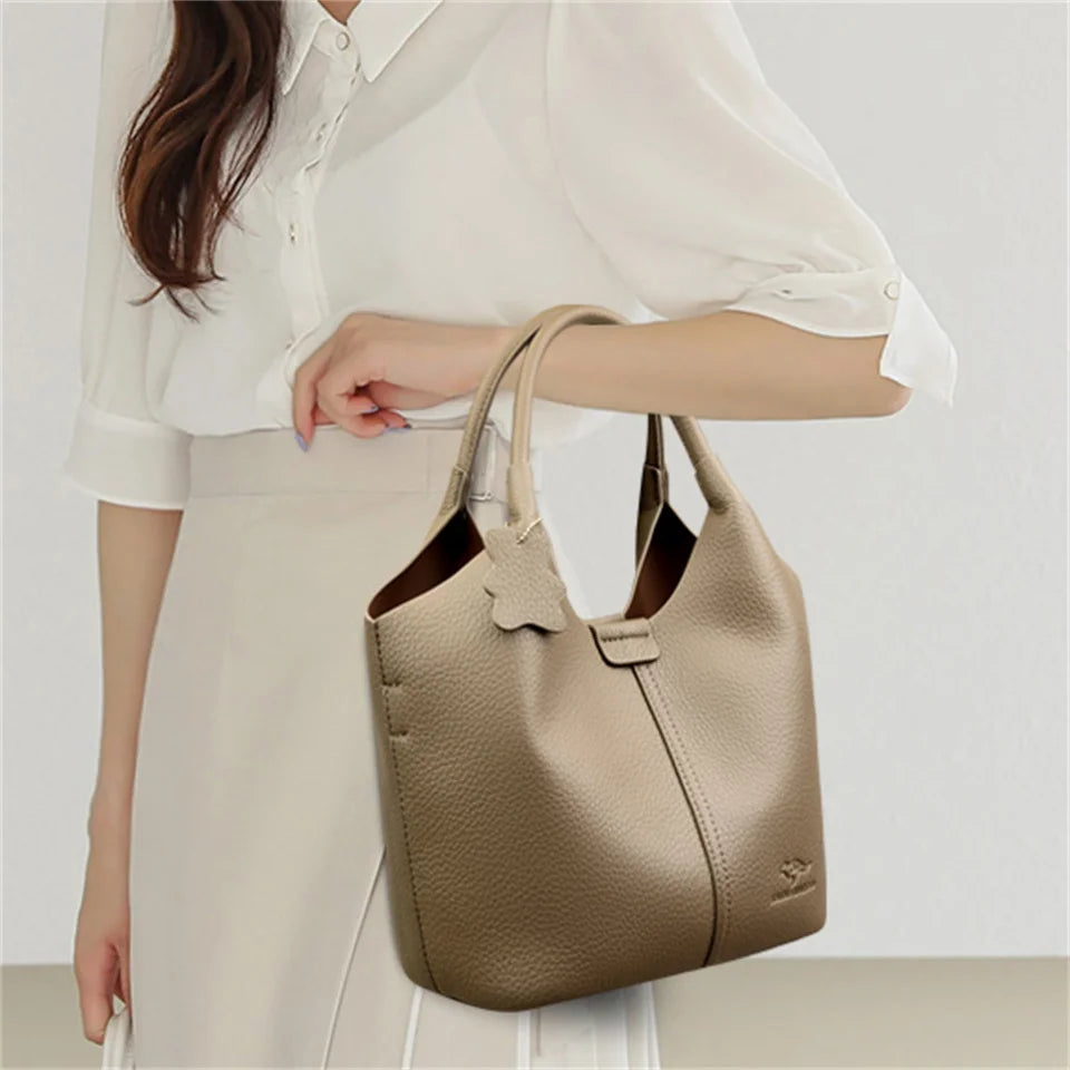 Soft Leather Luxury Handbag – Everyday Elegance with Premium Texture
