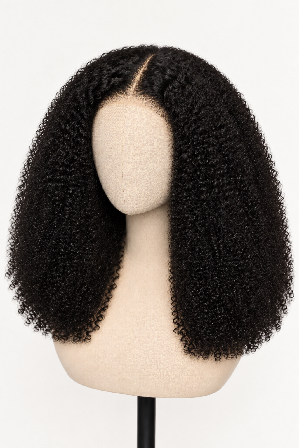 Accurate kinky-curly wig three-quarter detail display