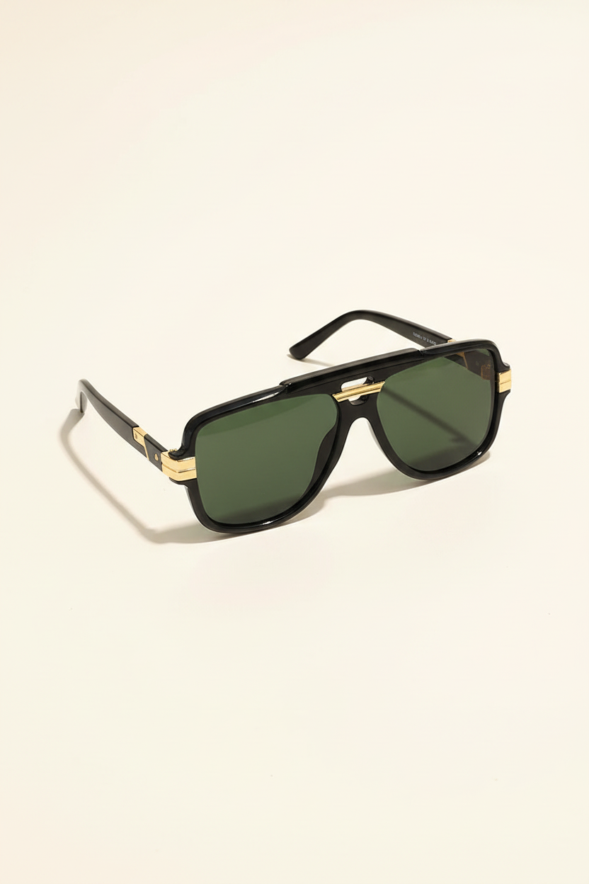 Black Green lens variant