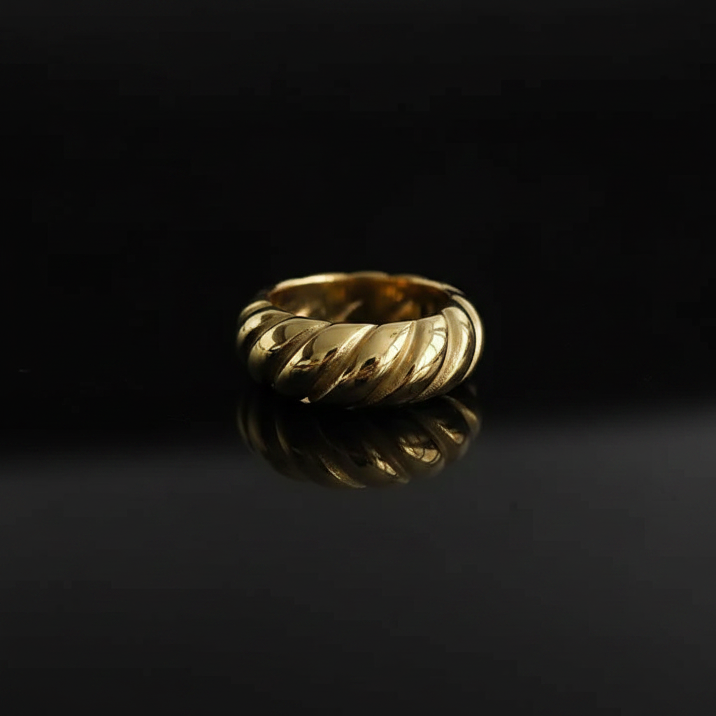 Croissant Ring — Dark Background
