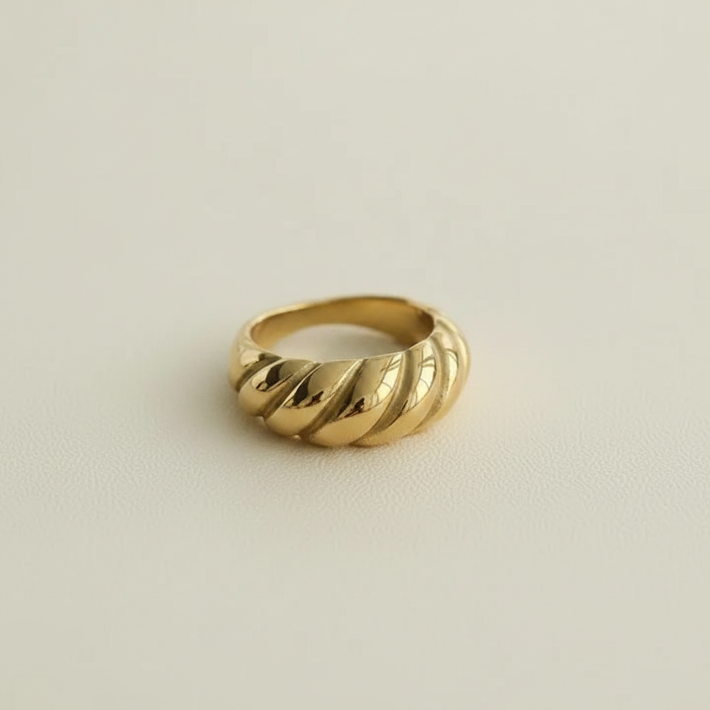 Croissant Ring — White Background