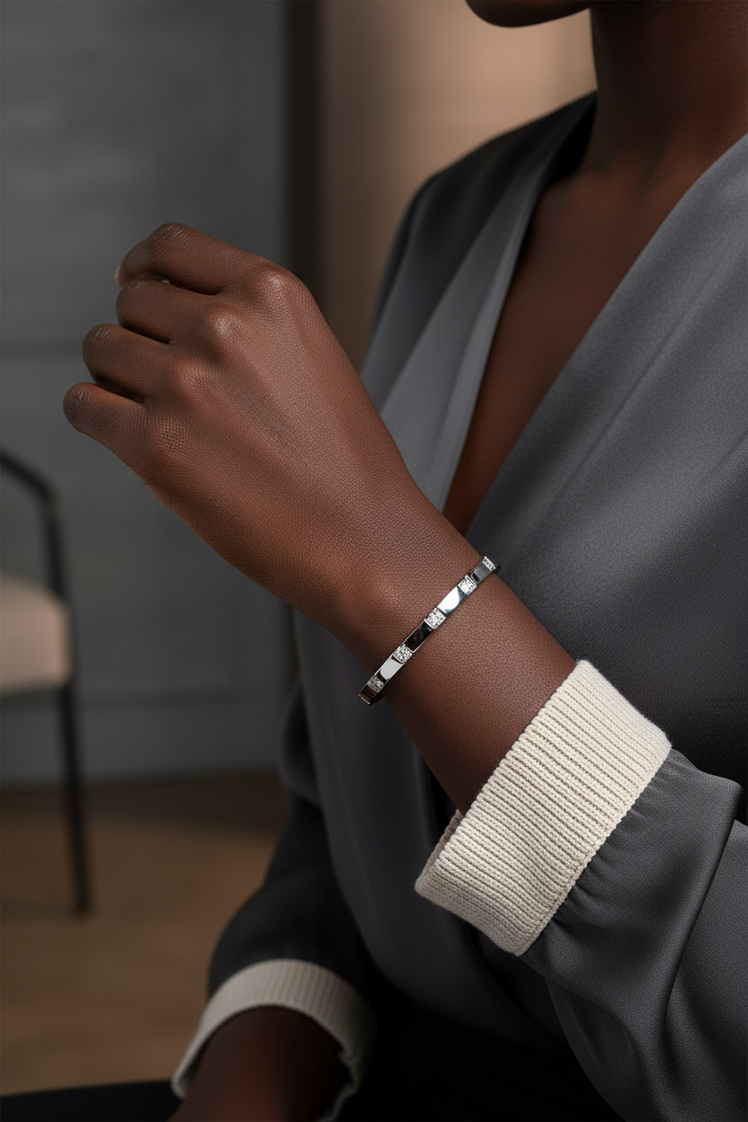 Platinum YH568A bangle lifestyle