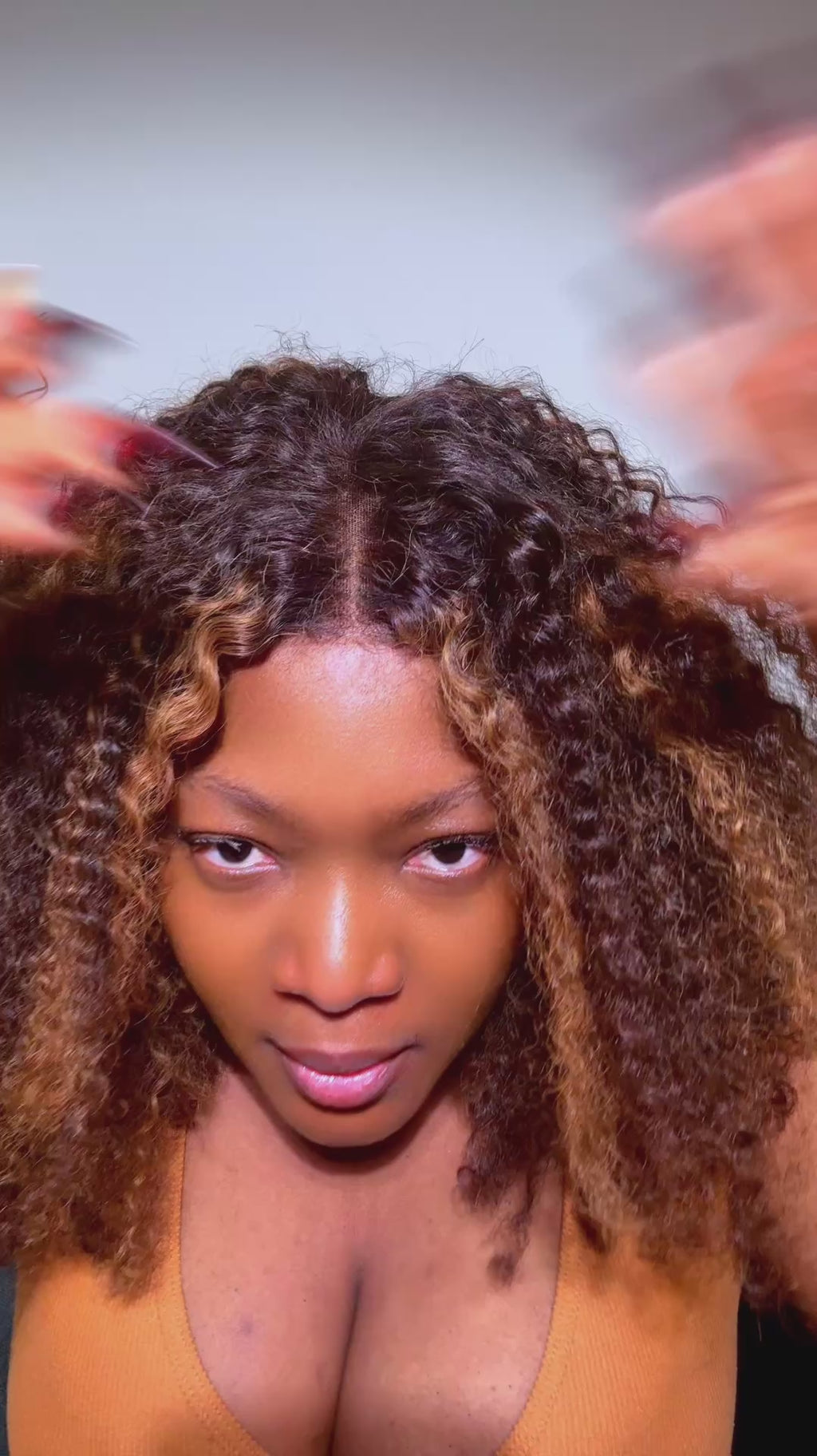 14 Inch P4/27 Kinky Curly 5x5 Lace Closure Wig | Honey Highlight 150% Density