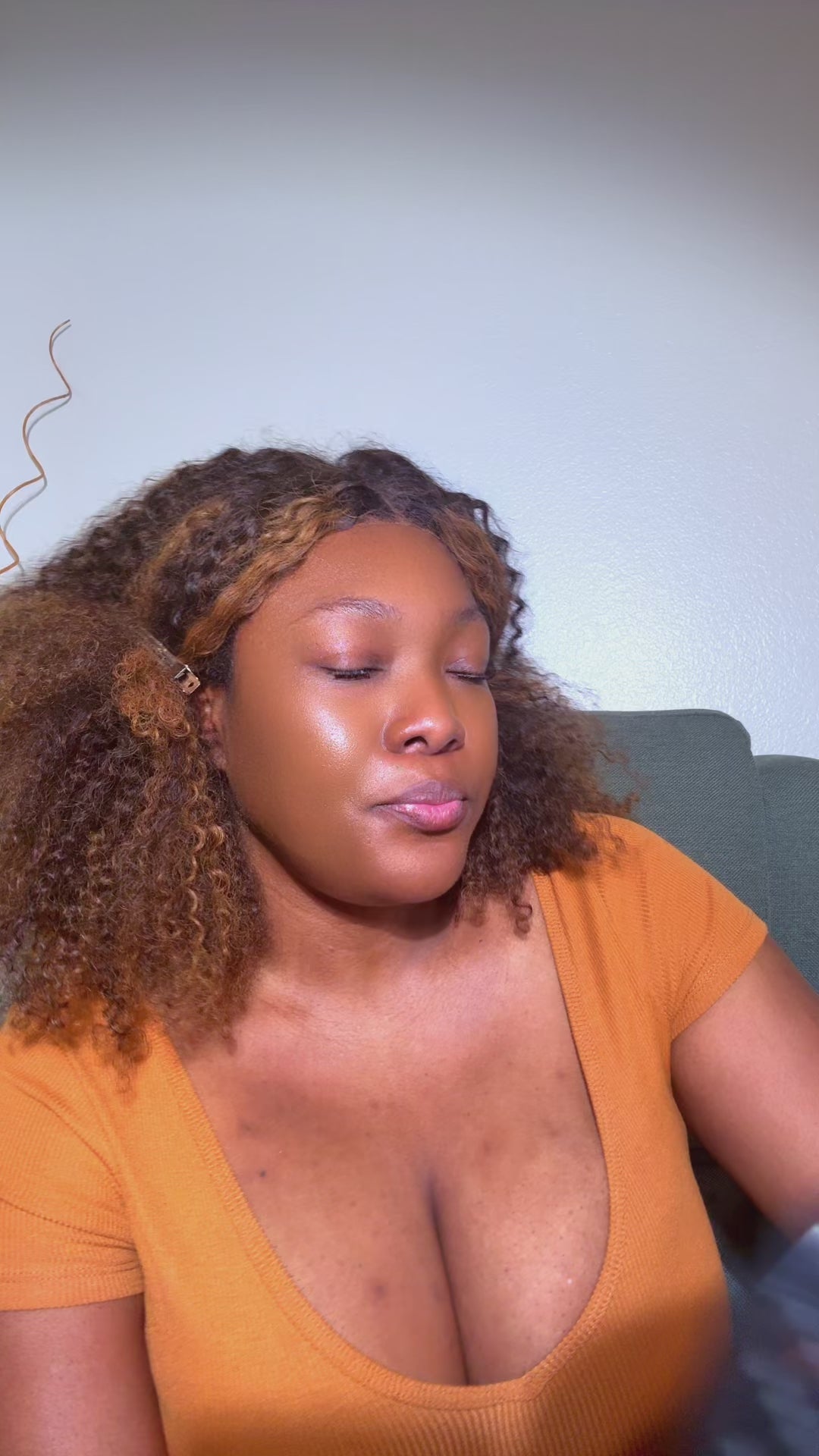 14 Inch P4/27 Kinky Curly 5x5 Lace Closure Wig | Honey Highlight 150% Density