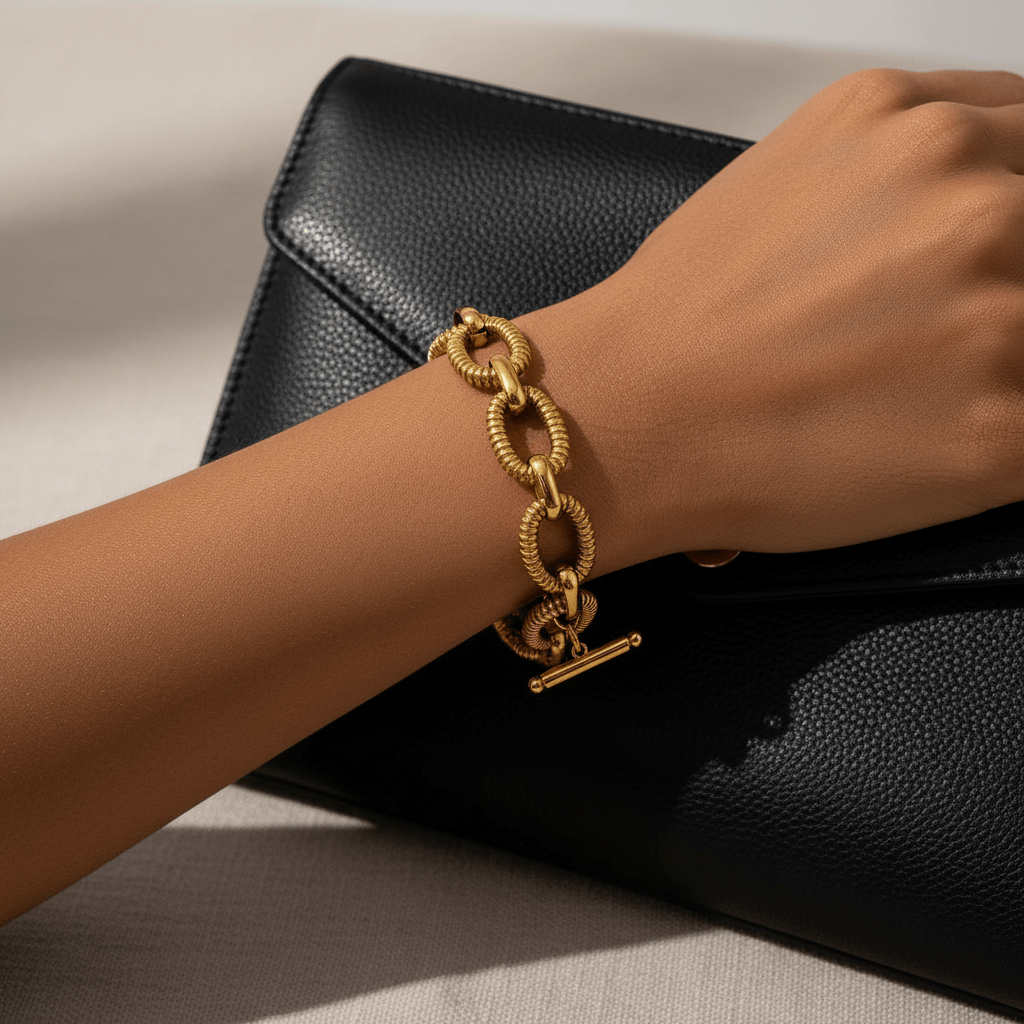 Ribbed Bracelet Gold Lifestyle 1