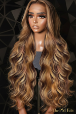 Load image into Gallery viewer, Studio Close-Up
