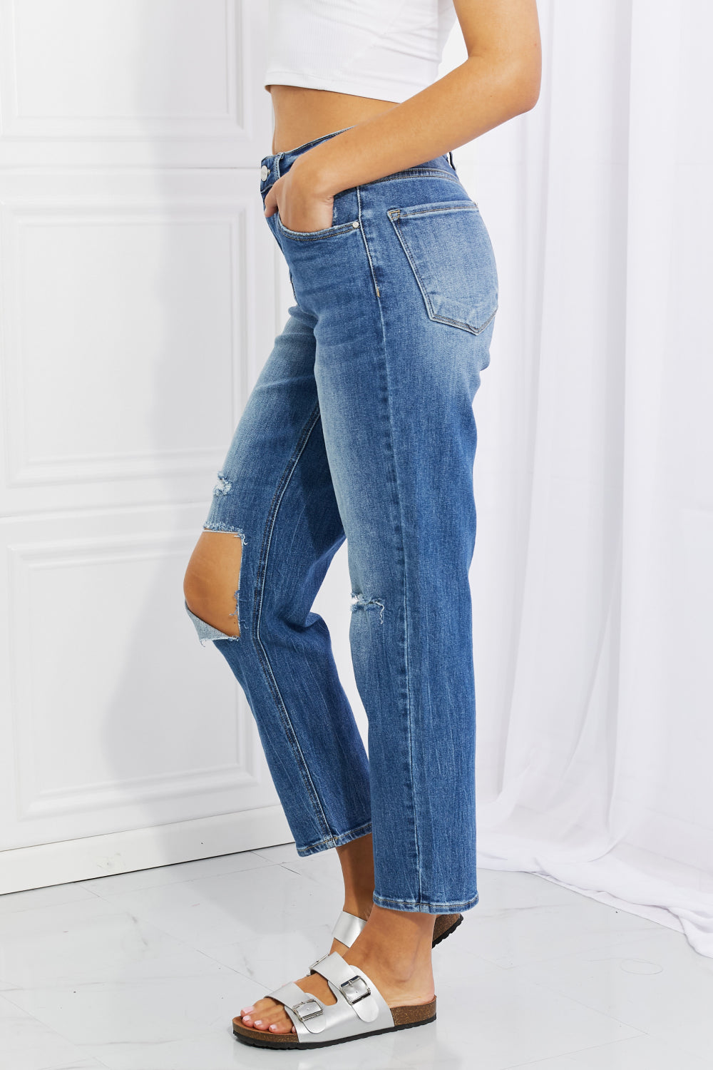High Rise Relaxed Cropped Jeans
