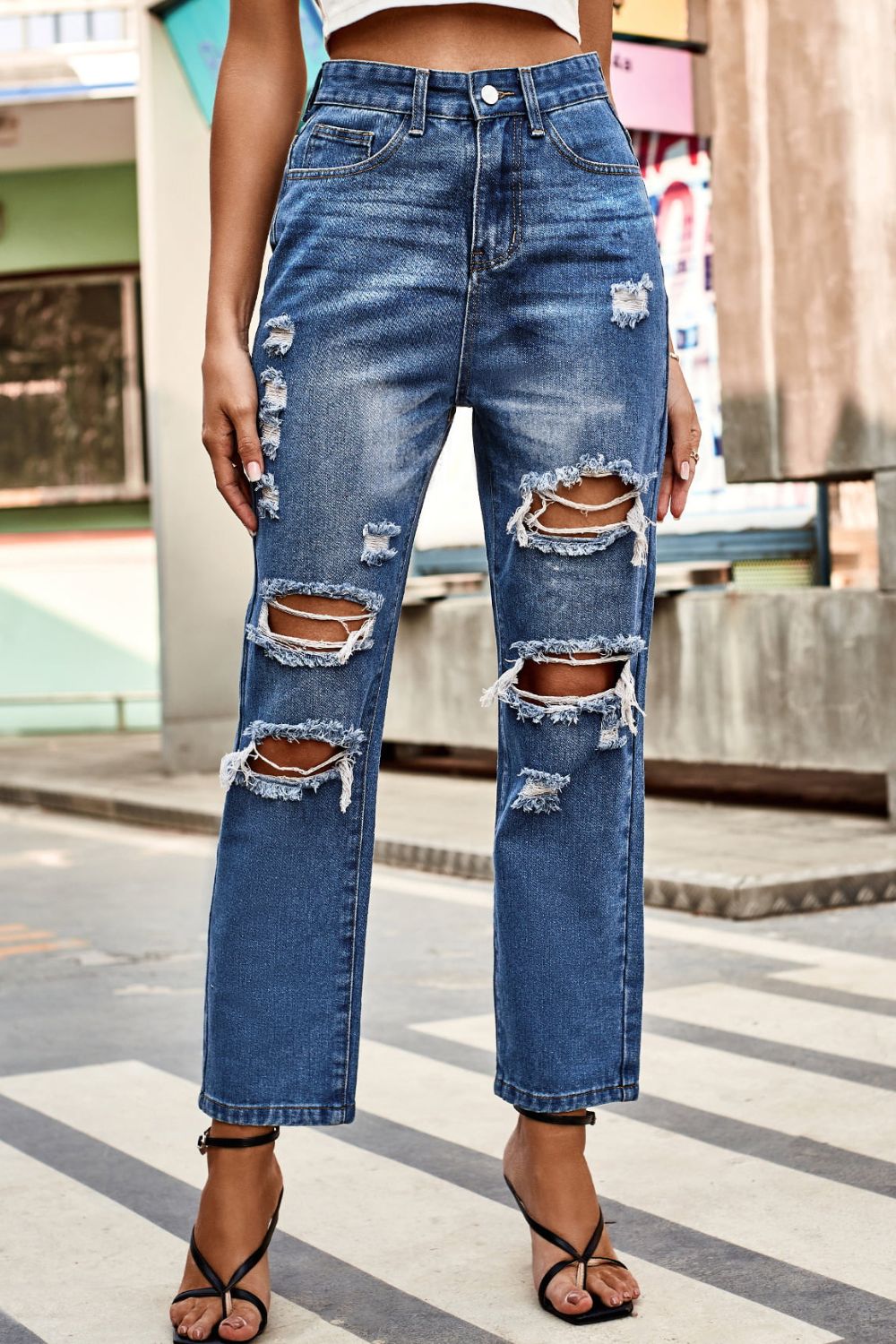 Distressed Buttoned Cropped Pants with Pockets