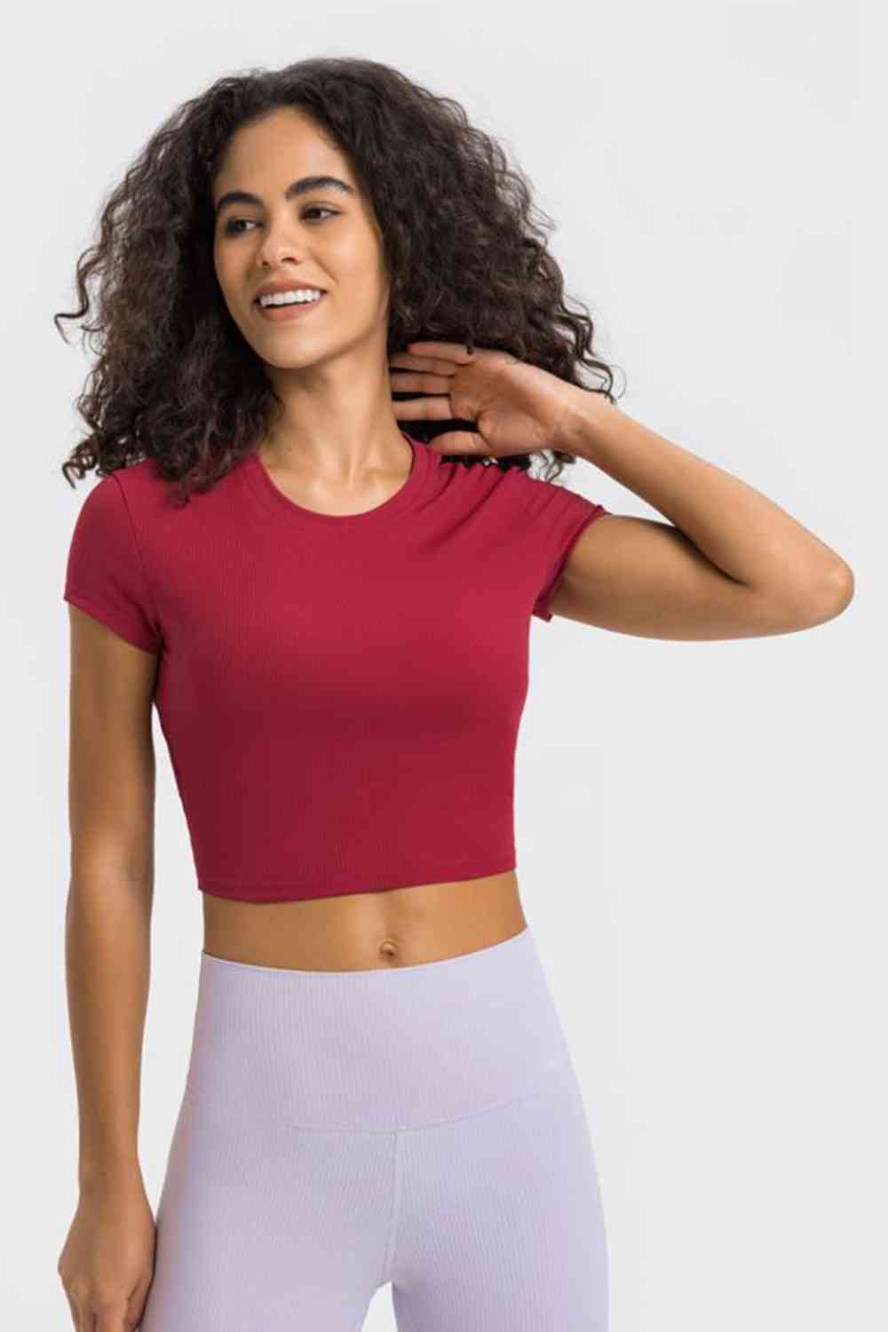 Round Neck Short Sleeve Cropped Sports Tee