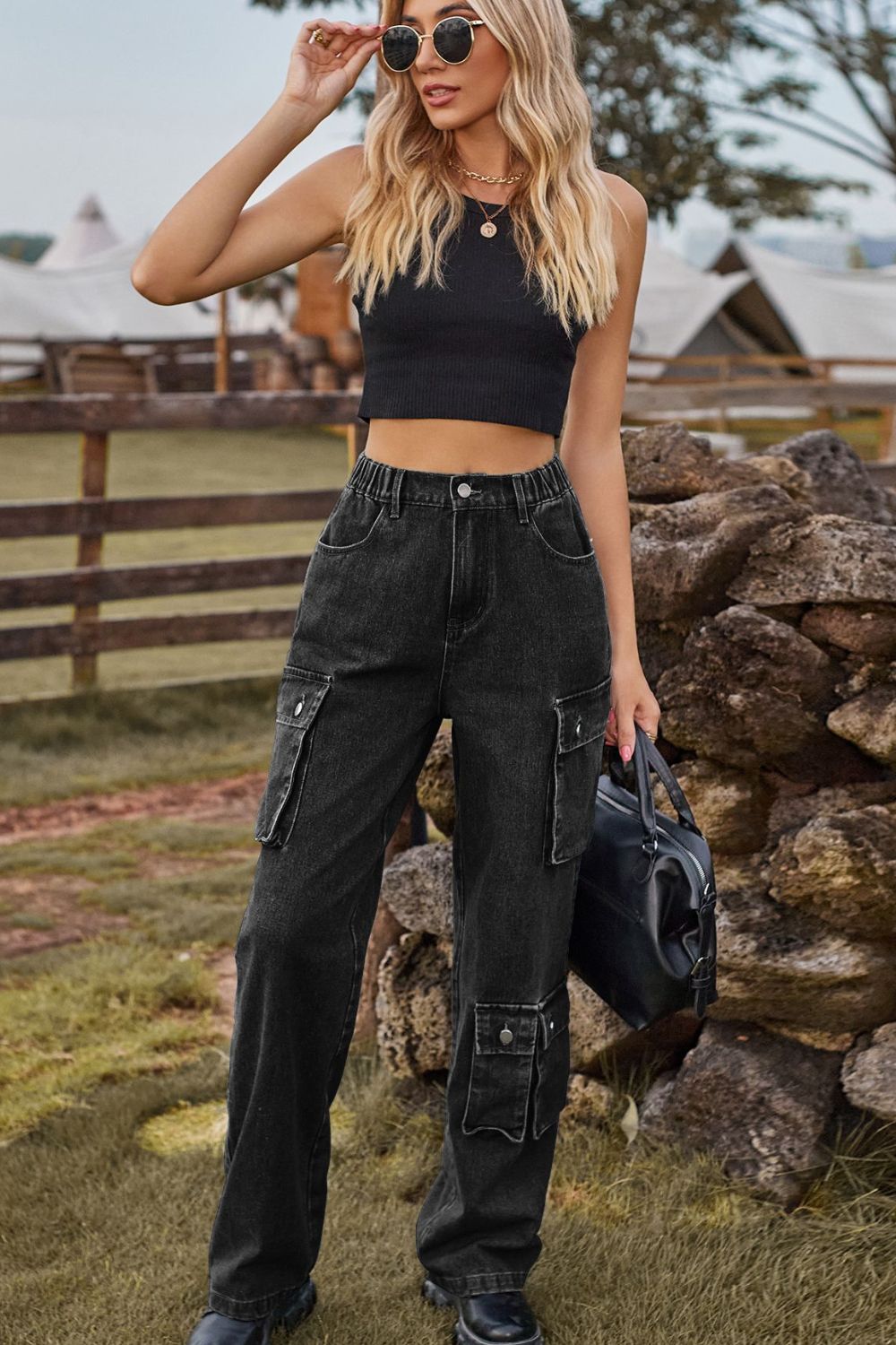 Loose Fit Wide Leg Cargo Pants