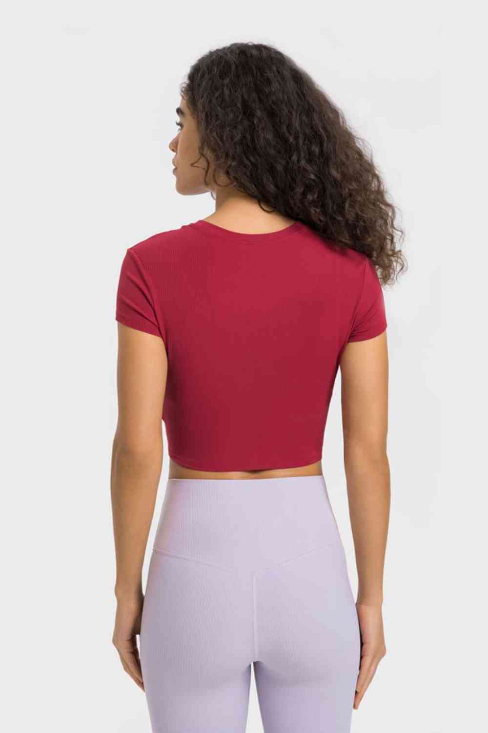 Round Neck Short Sleeve Cropped Sports Tee