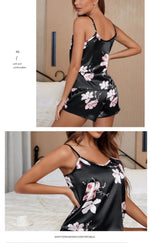 Load image into Gallery viewer, Floral Pajama Set

