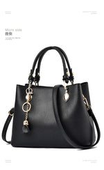 Load image into Gallery viewer, Large Capacity Shoulder Bag with Adjustable Crossbody Strap – Everyday Utility Meets Effortless Style
