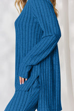 Load image into Gallery viewer, Top and Wide Leg Pants Set
